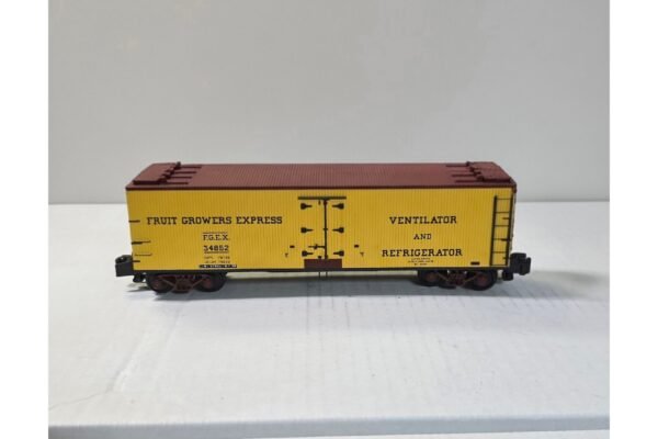 34852 Custom Fruit Growers Express Reefer 34852 Custom Fruit Growers Express Reefer