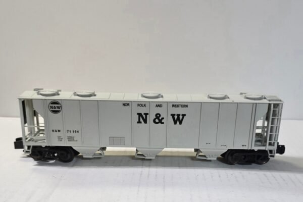 71164 Custom N&W Covered Hopper 71164 Custom N&W Covered Hopper